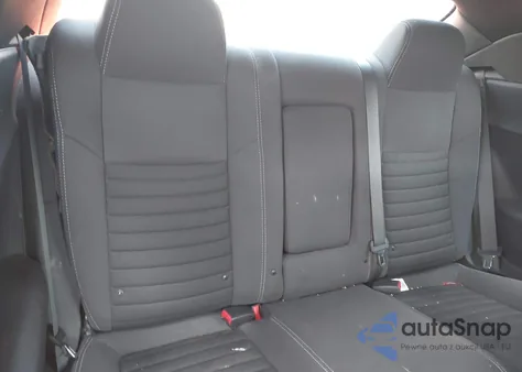 2013 Dodge Challenger Srt8 Core z USA, uszkodzony, nr VIN 2C3CDYDJ6DH741763